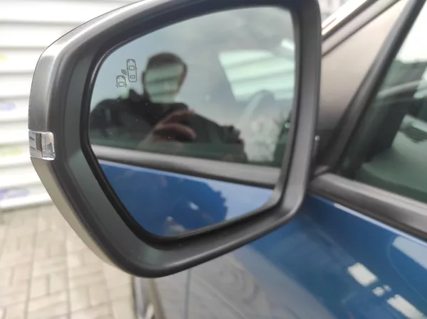 Peugeot 3008 1,5BlueHDi S&S, ALLURE, ČR - foto 38