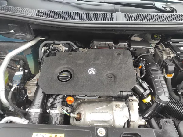 Peugeot 3008 1,5BlueHDi S&S, ALLURE, ČR - foto 46
