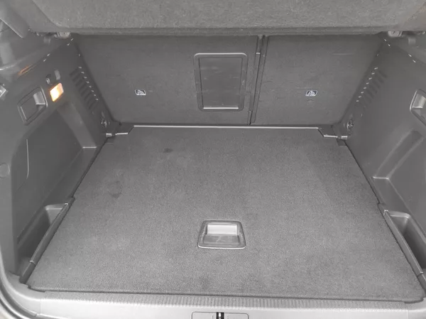 Peugeot 3008 1,5BlueHDi S&S, ALLURE, ČR - foto 49