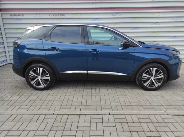 Peugeot 3008 1,5BlueHDi S&S, ALLURE, ČR - foto 6