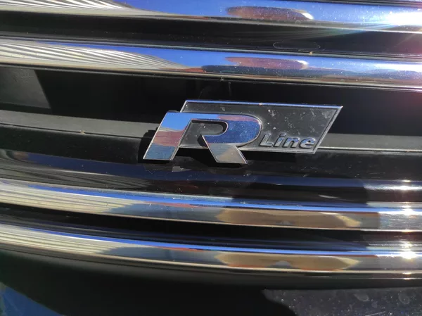 Volkswagen Tiguan 2,0TDi R-Line,4x4,DSG,S&S - foto 24