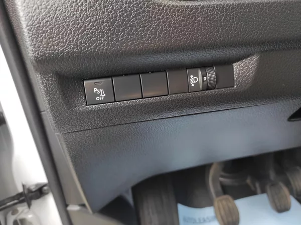 Toyota ProAce 1,5D-4D L1, Active, Top KM - foto 19