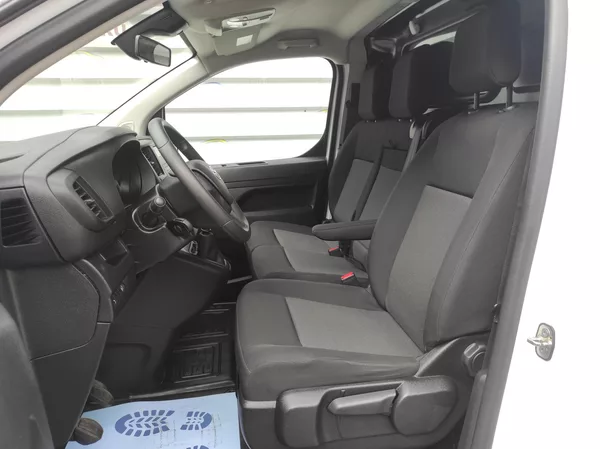 Toyota ProAce 1,5D-4D L1, Active, Top KM - foto 9