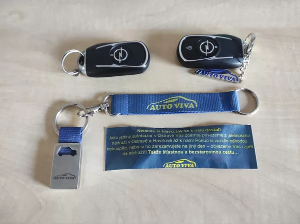 Opel Astra 1,2Turbo, 107kW, Elegance, S/s - foto 24