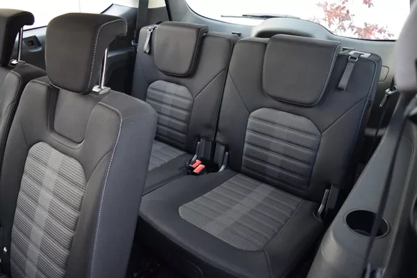 Ford Galaxy 2.0TDCi 110kw BUSINESS 7MÍST - foto 17