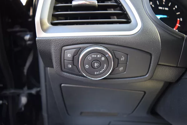 Ford Galaxy 2.0TDCi 110kw BUSINESS 7MÍST - foto 34