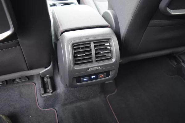 Volkswagen Touran 1.4TSI 110kw COMFORTLINE SOUND - foto 18