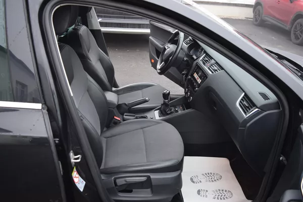 Škoda Octavia 1.5TSI 110kwSTYLE FULL LED TAŽ - foto 34
