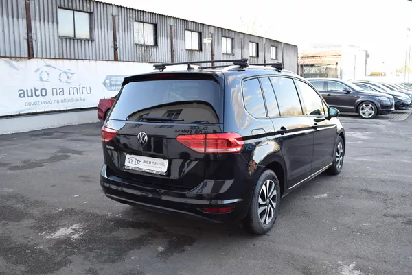 Volkswagen Touran 1.5TSI 110kw ACTIVE 7 MÍST NAV - foto 7