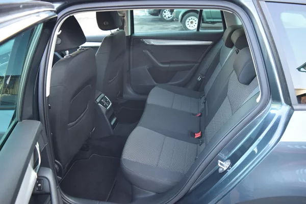 Škoda Octavia 1.4TSI 110kw AMBITION NAVI APP - foto 15