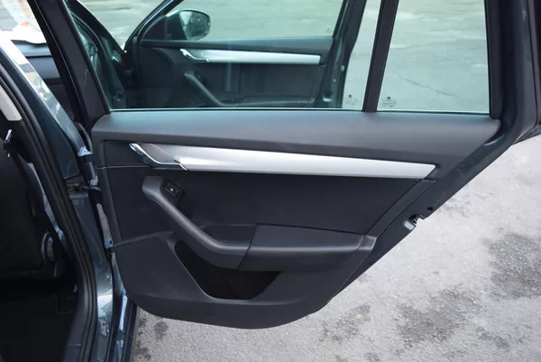 Škoda Octavia 1.4TSI 110kw AMBITION NAVI APP - foto 43