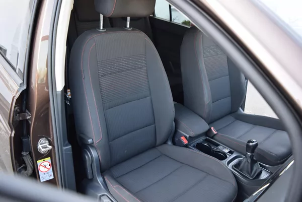 Volkswagen Touran 1.4TSI 110kw COMFORTLINE 7MÍST - foto 40