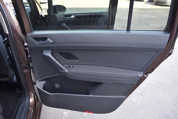 Volkswagen Touran 1.4TSI 110kw COMFORTLINE 7MÍST - foto 48