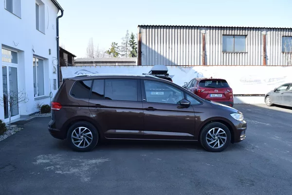 Volkswagen Touran 1.4TSI 110kw COMFORTLINE 7MÍST - foto 7