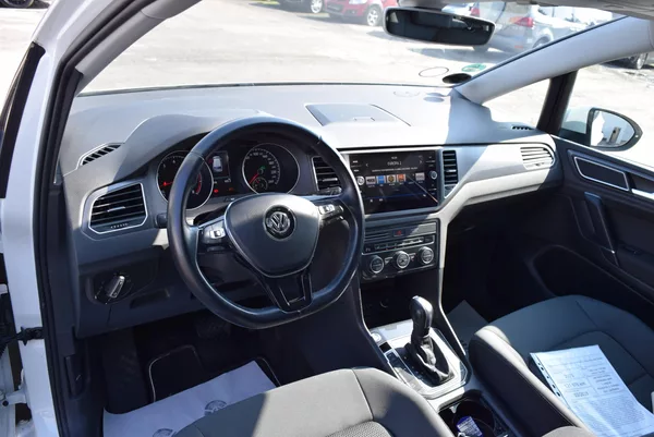 Volkswagen Golf Sportsvan 1.5TSI EVO 110kw DSG LED TAŽNÉ - foto 25