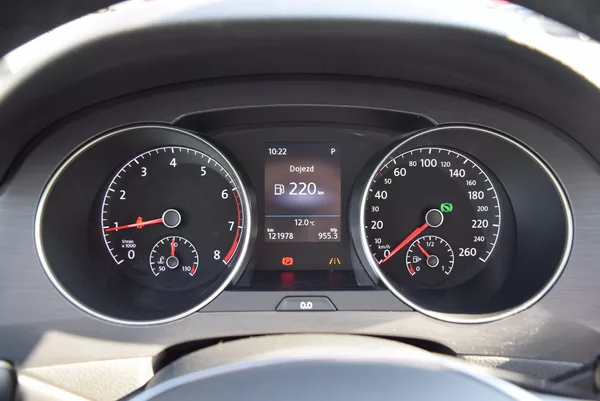 Volkswagen Golf Sportsvan 1.5TSI EVO 110kw DSG LED TAŽNÉ - foto 36