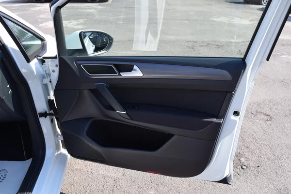 Volkswagen Golf Sportsvan 1.5TSI EVO 110kw DSG LED TAŽNÉ - foto 43