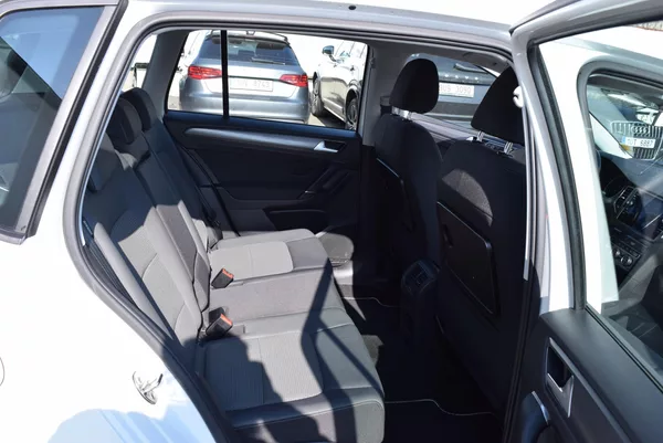 Volkswagen Golf Sportsvan 1.5TSI EVO 110kw DSG LED TAŽNÉ - foto 44