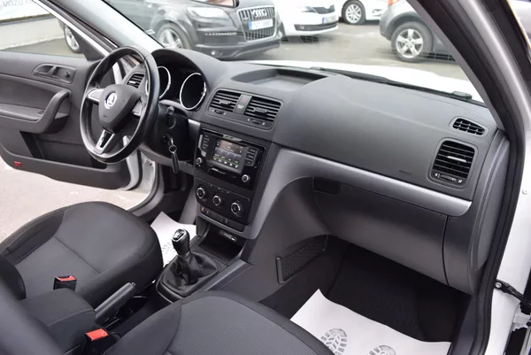 Škoda Yeti 1.2TSI 81kw ACTIVE OPS KLIMA - foto 31