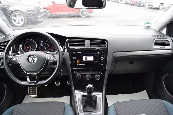 Volkswagen Golf 1.5TSI 96kw IQ.DRIVE NAVI ACC - foto 19