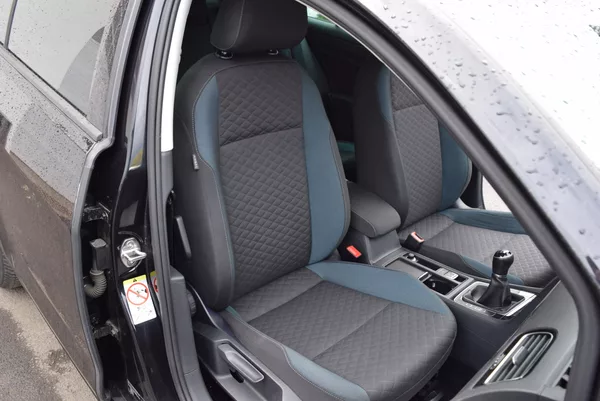 Volkswagen Golf 1.5TSI 96kw IQ.DRIVE NAVI ACC - foto 39