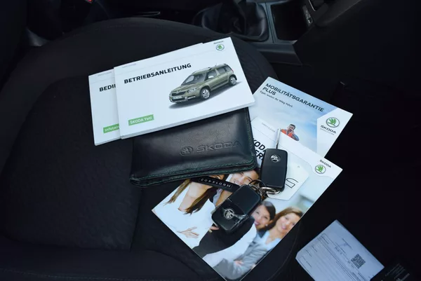 Škoda Yeti 2.0TDI 110kw 4x4 AMBITIO TAŽNÉ - foto 43