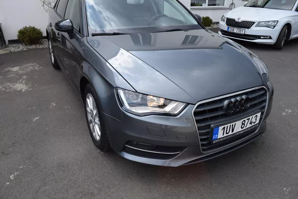 Audi A3 1.2TSI 77kw AMBIENTE NAVI VÝHŘ - foto 4