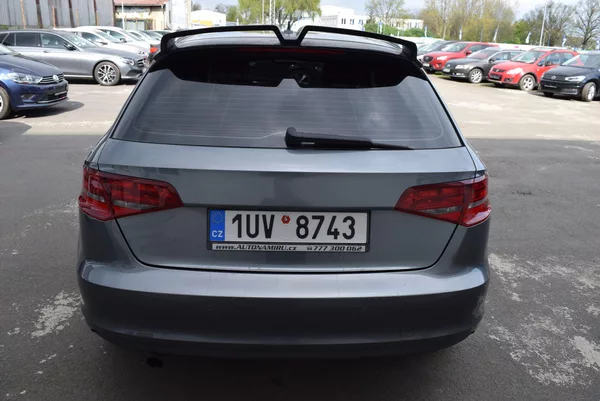 Audi A3 1.2TSI 77kw AMBIENTE NAVI VÝHŘ - foto 9