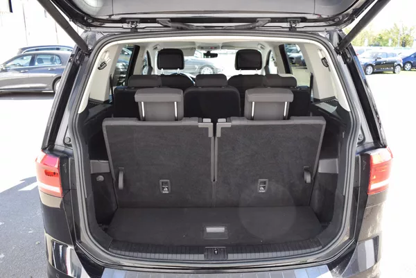 Volkswagen Touran 2.0TDI 110kw DSG 7MÍST HIGHLIN - foto 10