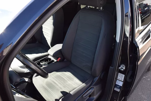 Volkswagen Touran 2.0TDI 110kw DSG 7MÍST HIGHLIN - foto 25