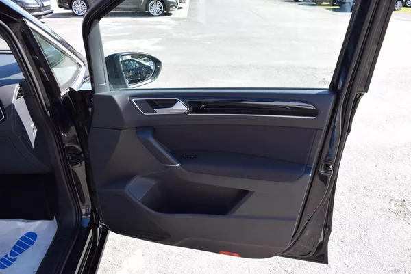 Volkswagen Touran 2.0TDI 110kw DSG 7MÍST HIGHLIN - foto 47