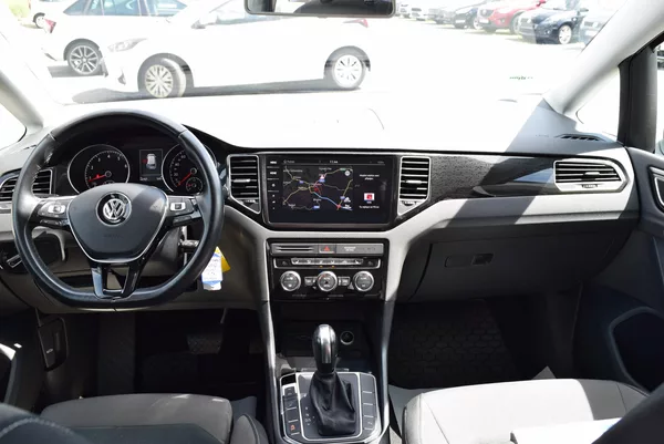 Volkswagen Golf Sportsvan 1.5TSI 110kw DSG 7° HIGHLINE - foto 17