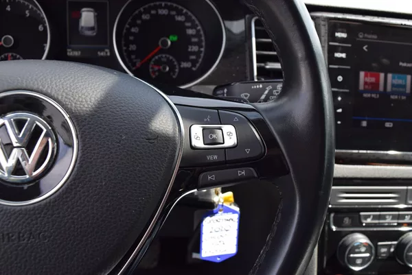 Volkswagen Golf Sportsvan 1.5TSI 110kw DSG 7° HIGHLINE - foto 31