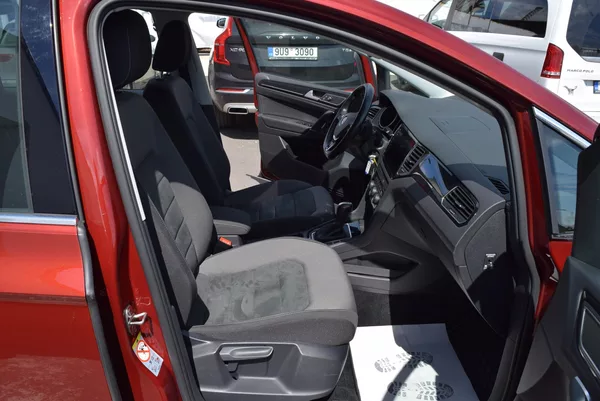 Volkswagen Golf Sportsvan 1.5TSI 110kw DSG 7° HIGHLINE - foto 38