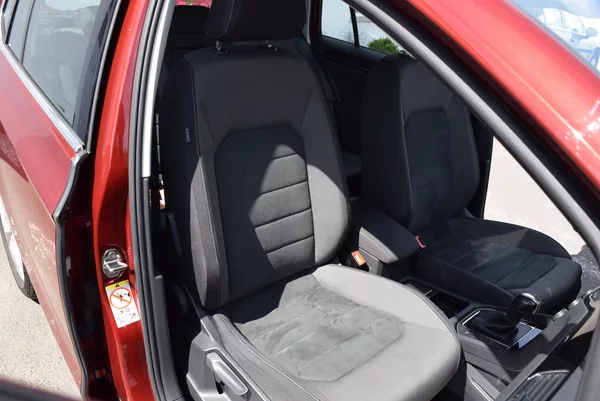 Volkswagen Golf Sportsvan 1.5TSI 110kw DSG 7° HIGHLINE - foto 40