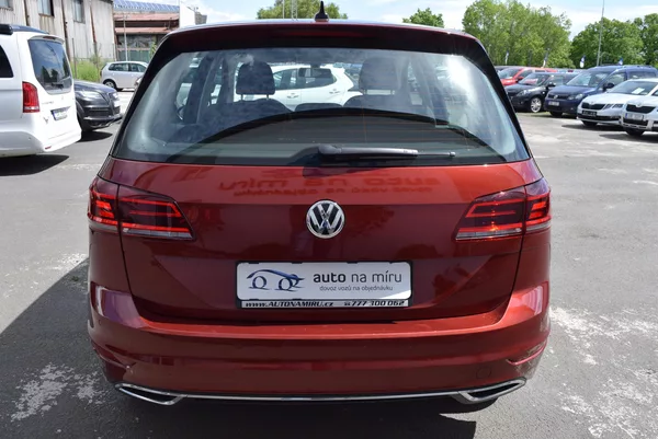 Volkswagen Golf Sportsvan 1.5TSI 110kw DSG 7° HIGHLINE - foto 9