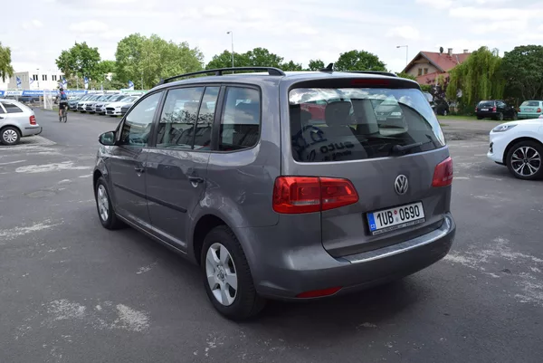 Volkswagen Touran 1.6TDI 77kw TRENDLINE BMT NAV - foto 12