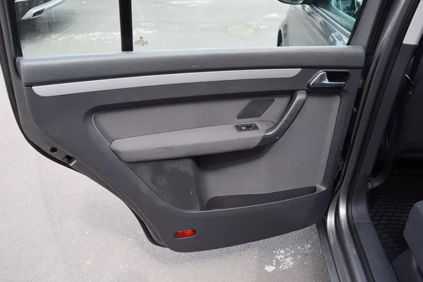 Volkswagen Touran 1.6TDI 77kw TRENDLINE BMT NAV - foto 14