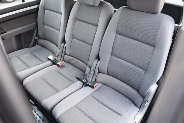 Volkswagen Touran 1.6TDI 77kw TRENDLINE BMT NAV - foto 16