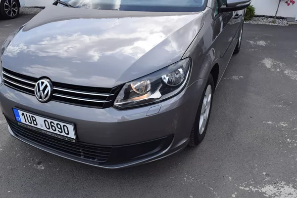 Volkswagen Touran 1.6TDI 77kw TRENDLINE BMT NAV - foto 2