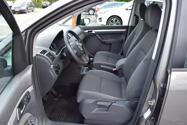 Volkswagen Touran 1.6TDI 77kw TRENDLINE BMT NAV - foto 20
