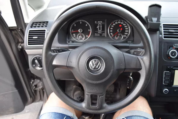 Volkswagen Touran 1.6TDI 77kw TRENDLINE BMT NAV - foto 26