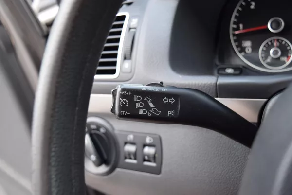 Volkswagen Touran 1.6TDI 77kw TRENDLINE BMT NAV - foto 28