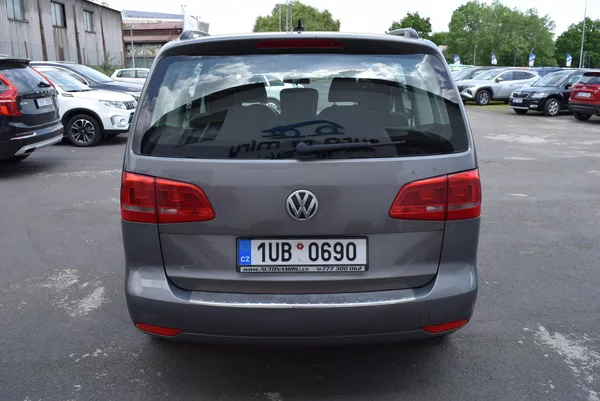 Volkswagen Touran 1.6TDI 77kw TRENDLINE BMT NAV - foto 9