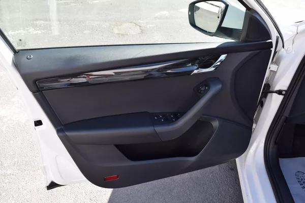 Škoda Octavia 2.0TDI 110kw AMBITION NAVI APP - foto 19
