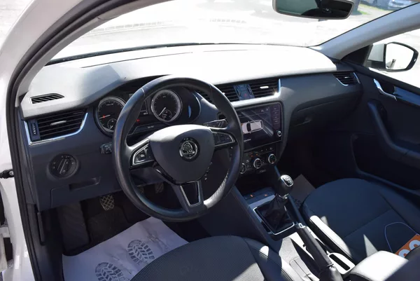 Škoda Octavia 2.0TDI 110kw AMBITION NAVI APP - foto 23