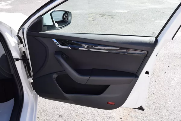 Škoda Octavia 2.0TDI 110kw AMBITION NAVI APP - foto 40