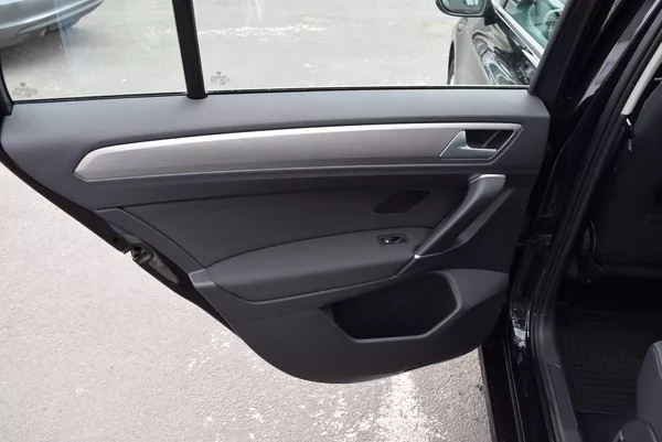 Volkswagen Golf Sportsvan 1.4TSI 92kw CLBMT TAŽNÉ NAVI - foto 13
