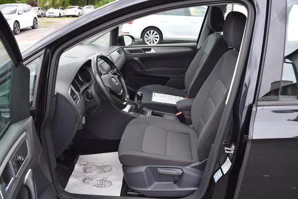 Volkswagen Golf Sportsvan 1.4TSI 92kw CLBMT TAŽNÉ NAVI - foto 19