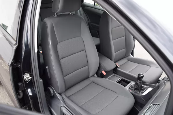 Volkswagen Golf Sportsvan 1.4TSI 92kw CLBMT TAŽNÉ NAVI - foto 33